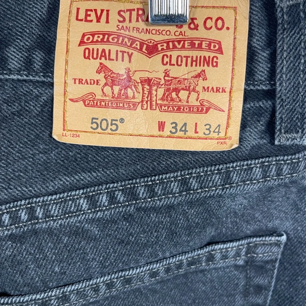 Levis 505 Mens W34 L34 Regular Fit Faded Black Wash Denim Jeans Straight